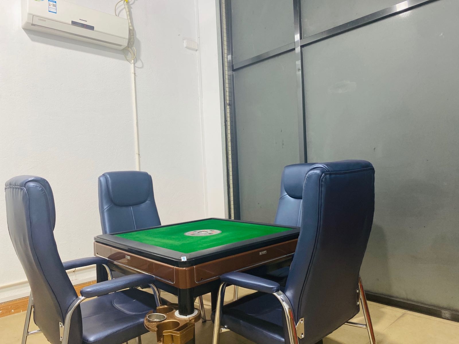 千鹊棋牌室