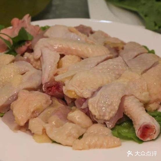 阿德潮汕清补鸡煲(章江北店)
