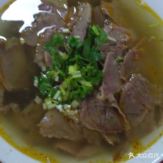 插花高六牛肉汤·烧烤