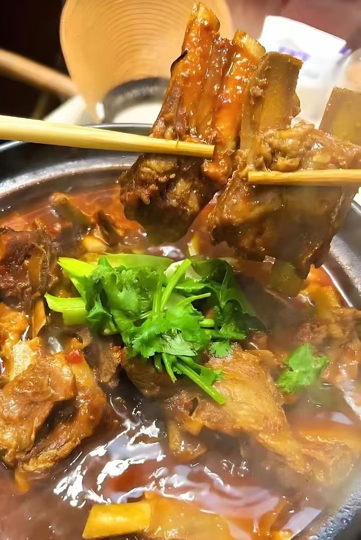 喜德林羊棒骨香辣羊蝎子