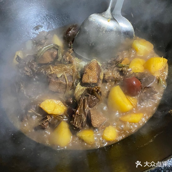 东北铁锅炖(永丰明珠店)