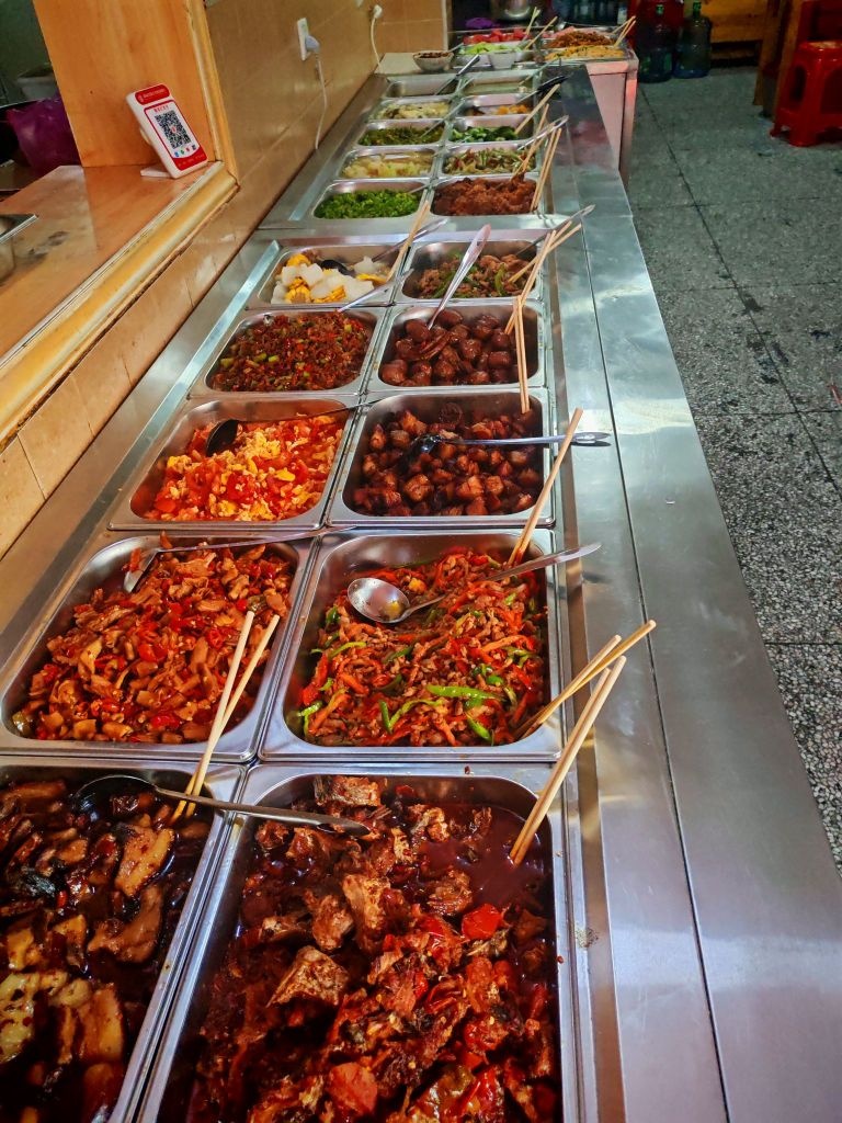 秋姐大碗饭自助餐