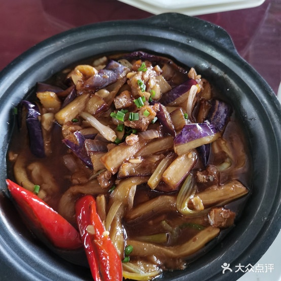 鼎鸿生勐海鲜大排档