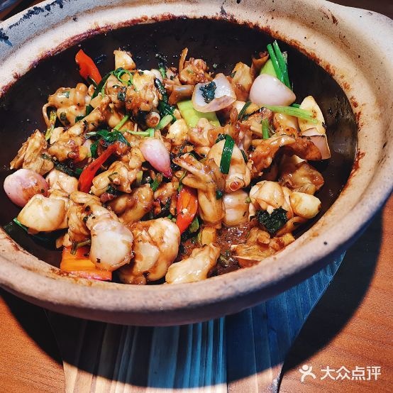 弘胜楼·粤菜饮生腌啫煲