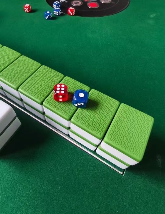 杭州牌具魔术扑克麻将机店