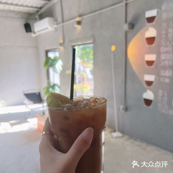 響吃烧烤coffee店