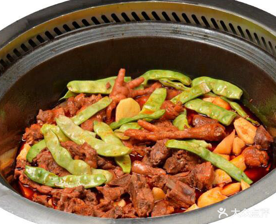 大东北铁锅炖(凤城四路店)