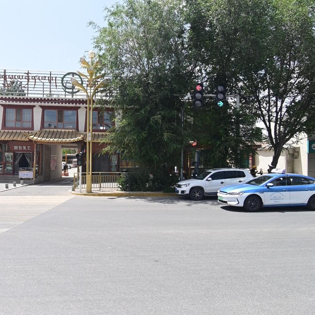 靓剪发艺(黄河南大街店)