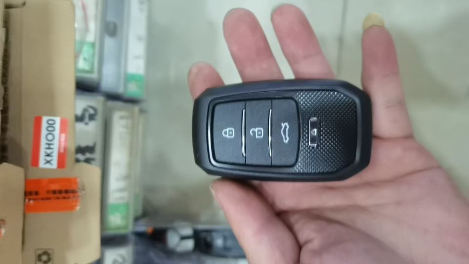 车友汽车钥匙开锁换锁