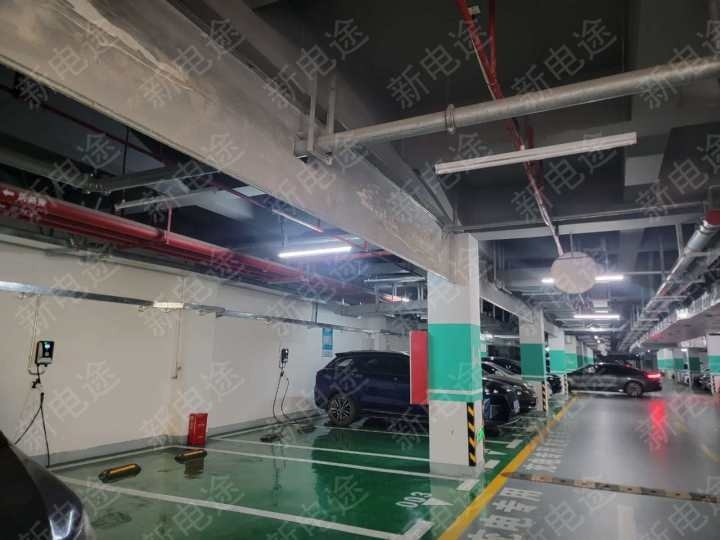 电动汽车充电站(三亚市国瑞红塘湾A区)