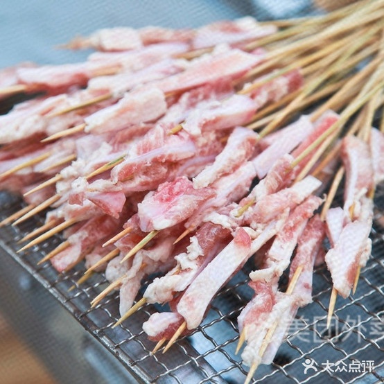 燕子烧烤(塔桥路店)