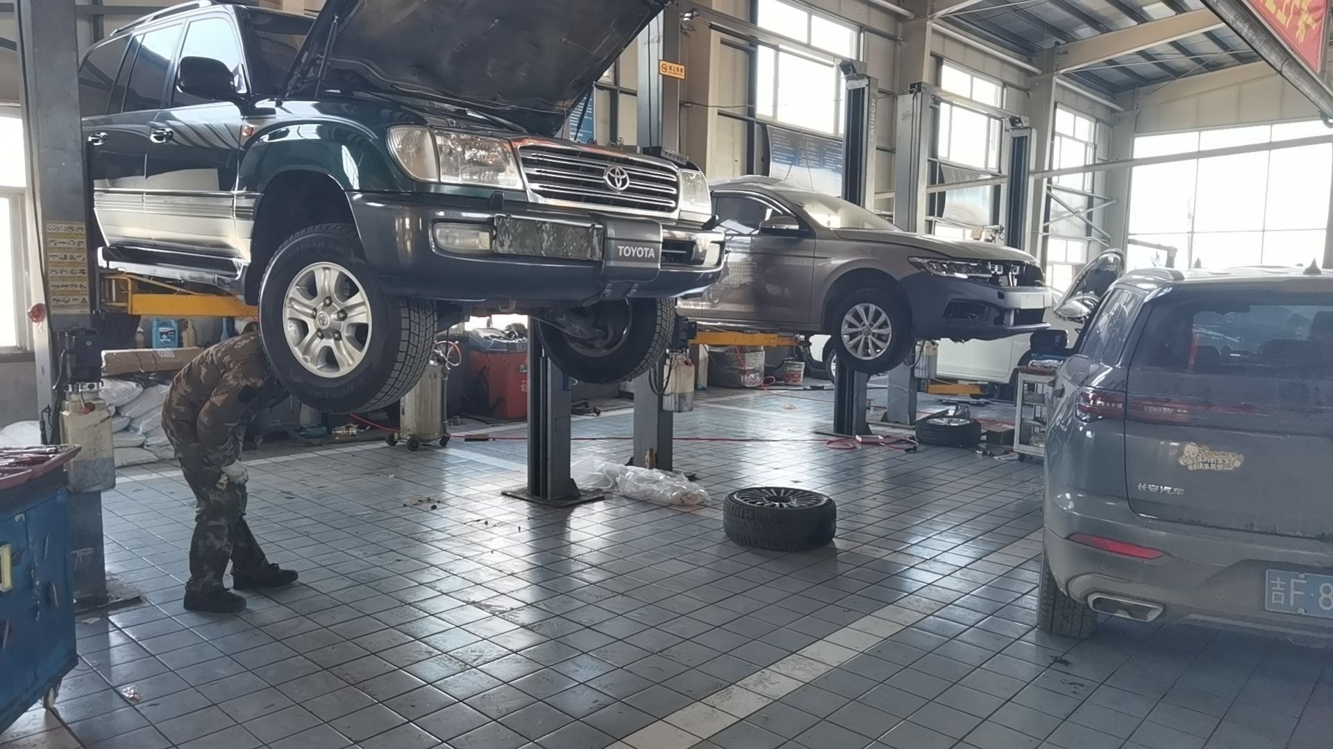 圣奥汽车维修保养钣金喷漆