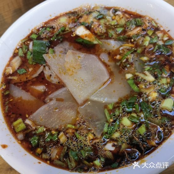 马路恢牙兰玑州子种牛肉面(平阳南街店)