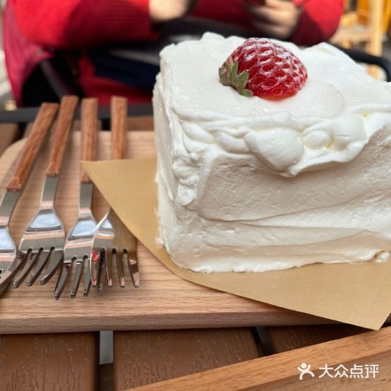 皮卡皮卡甜谱店
