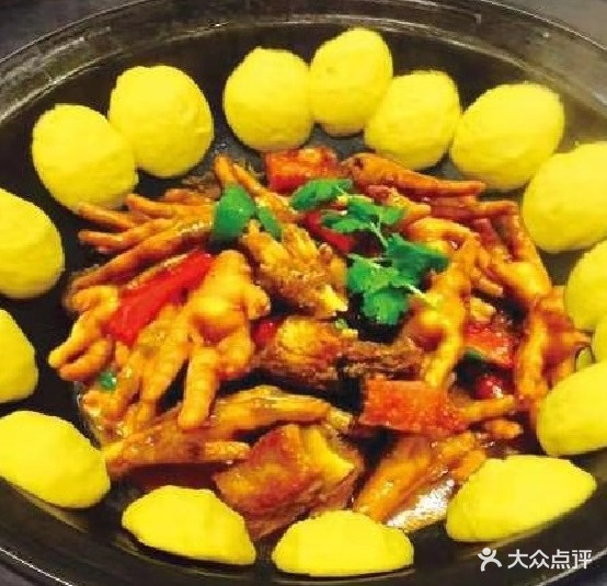群朋贴过炖餐厅