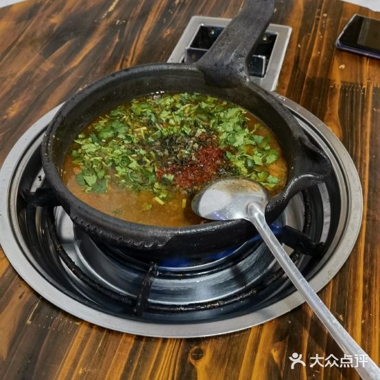 谭施首家夺夺粉(县府路分店)