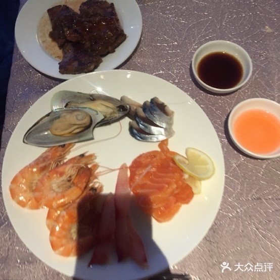 万狮京华大九点唐宫(中餐厅)