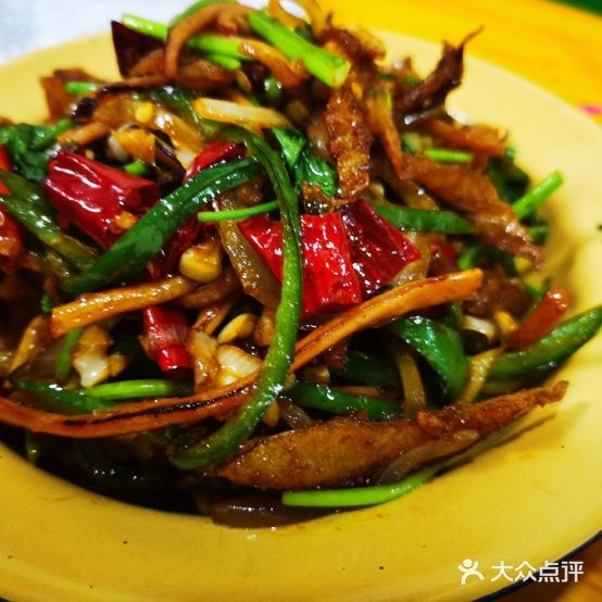 儿候成立大串(海关店)