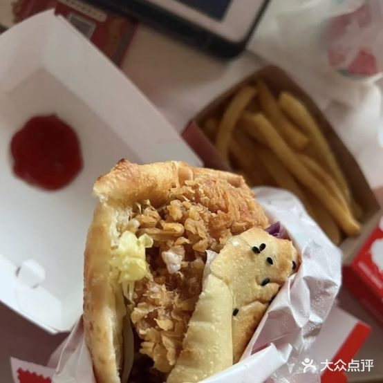 塔斯汀中国鸡堡(一中店)