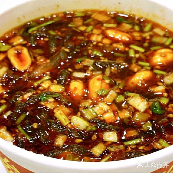 小闹姐金钱爆肚酸辣粉(济南路一店)