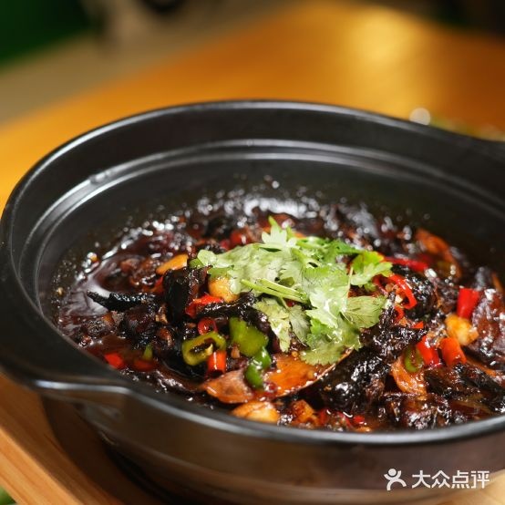 源画七号·乌鸡煲·烤烧(中伟盈丰国际店)