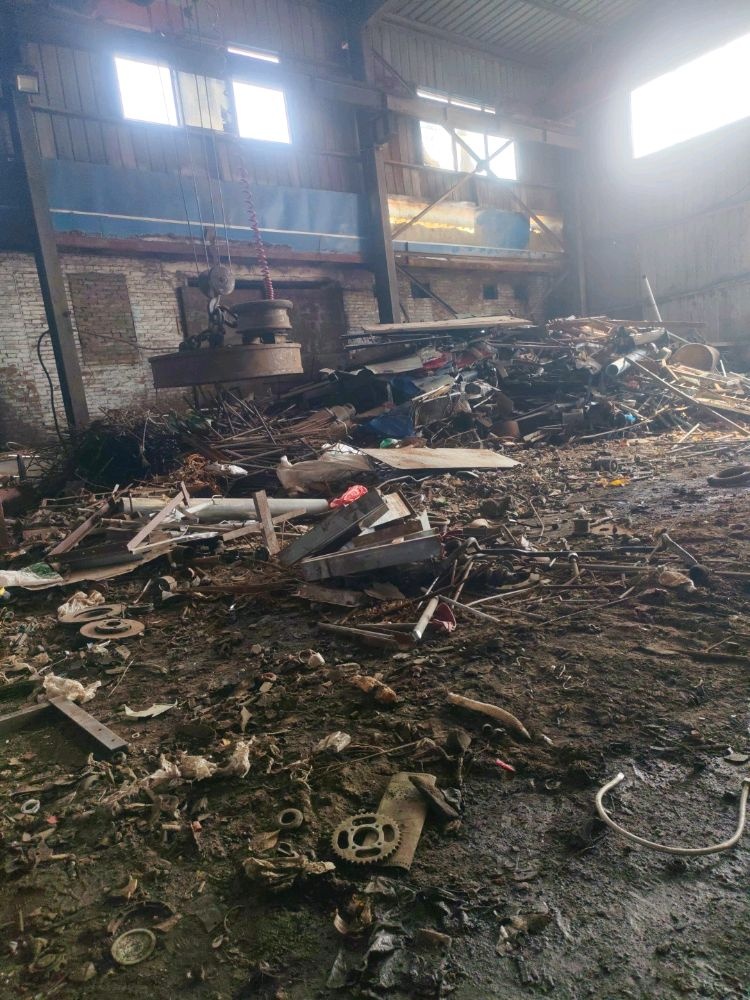 废钢基地回收各种金属
