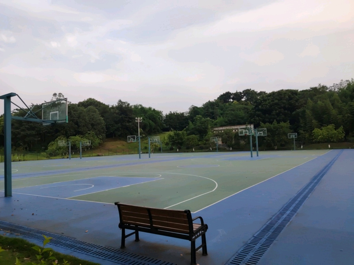 松园篮球场