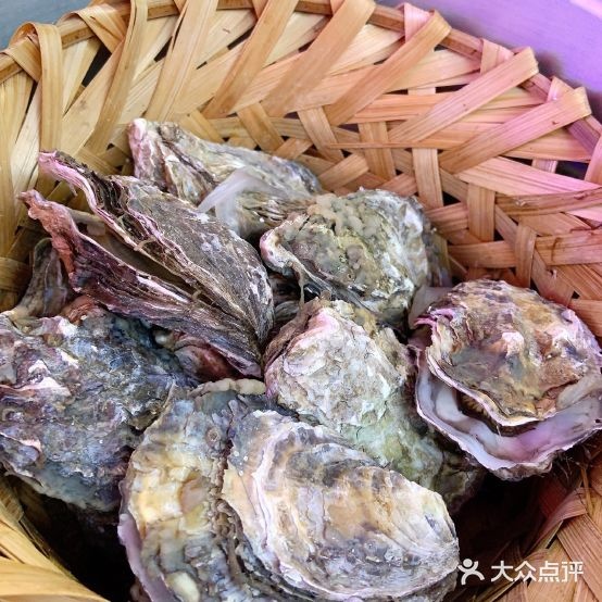 土蚝金蒸蚝烤烧·烤串(春河里店)