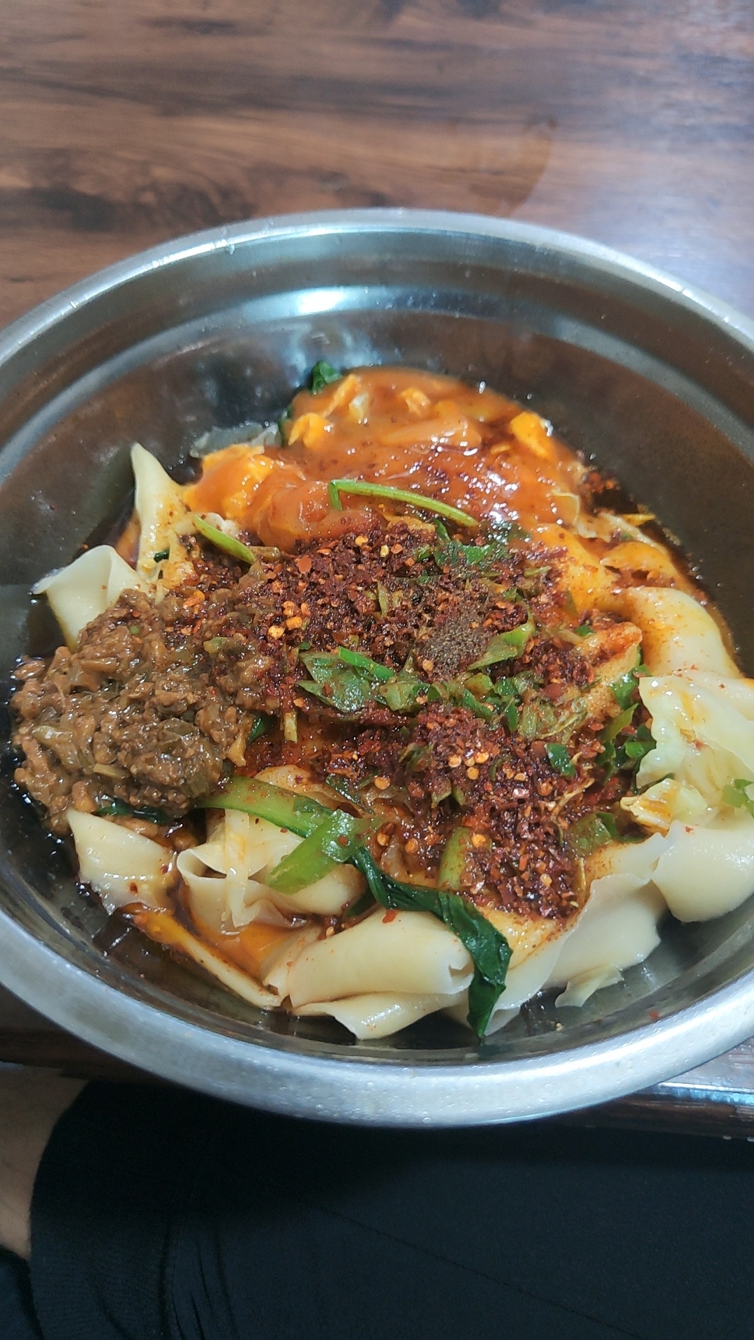 芳玲特色油泼面