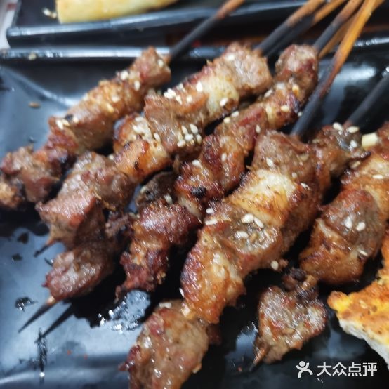 羊一庄(大英店)