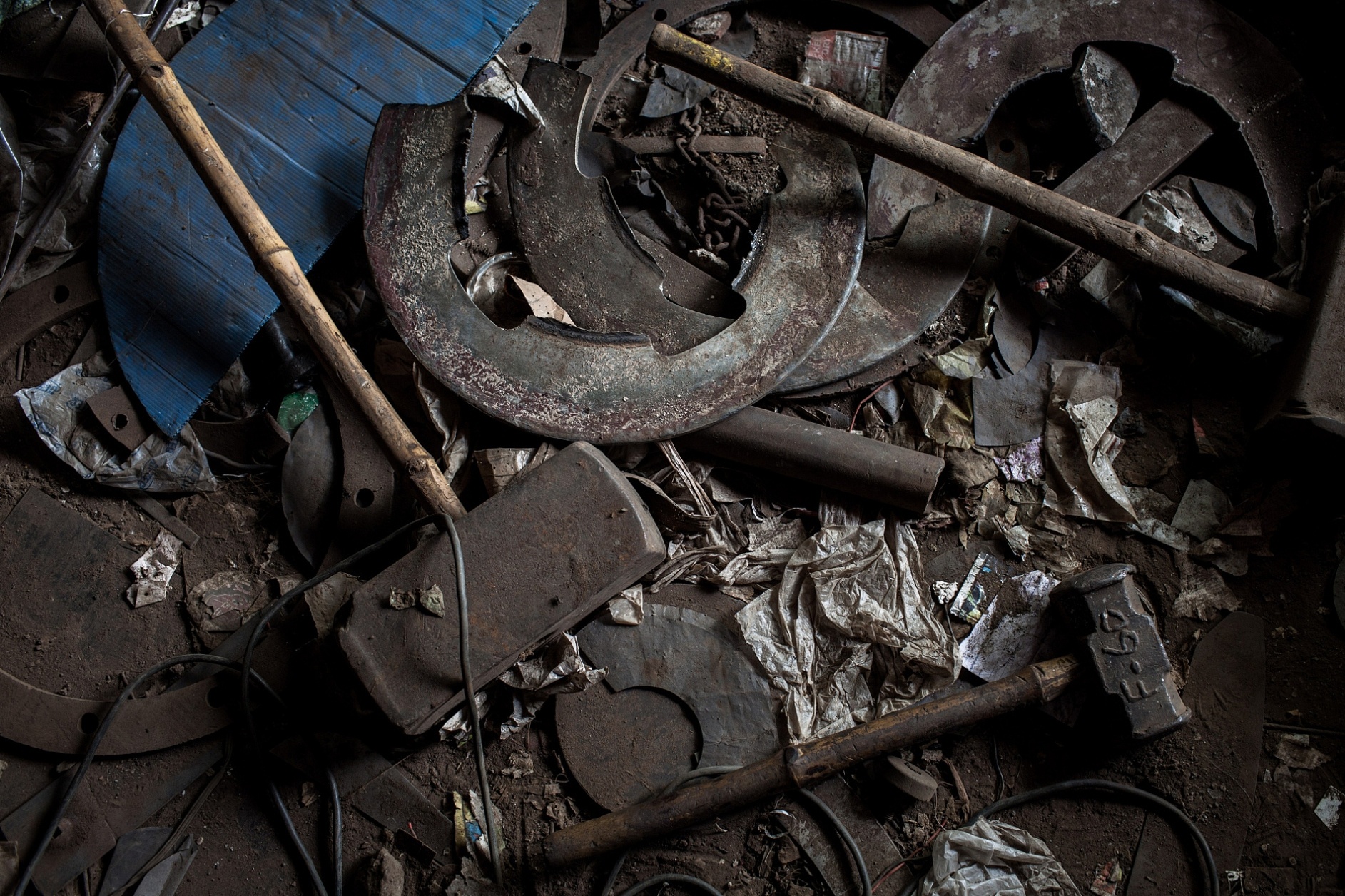 光明废品回收站