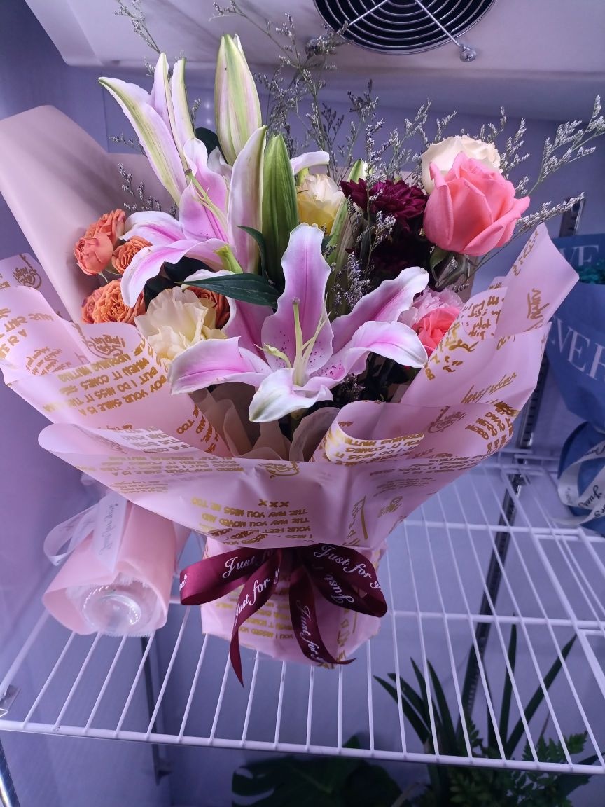 流星花园时尚花艺生活馆(邻湖壹方·民宿天地店)