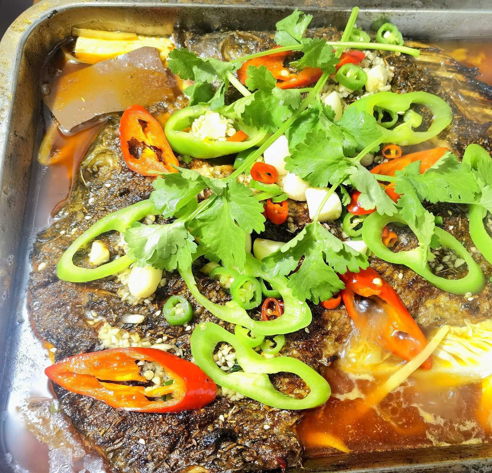龍门宴-牛蛙·烧烤·烤鱼·火锅(城南店)