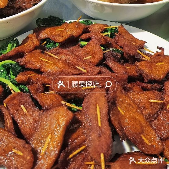 老嘿扒猪脚夜市