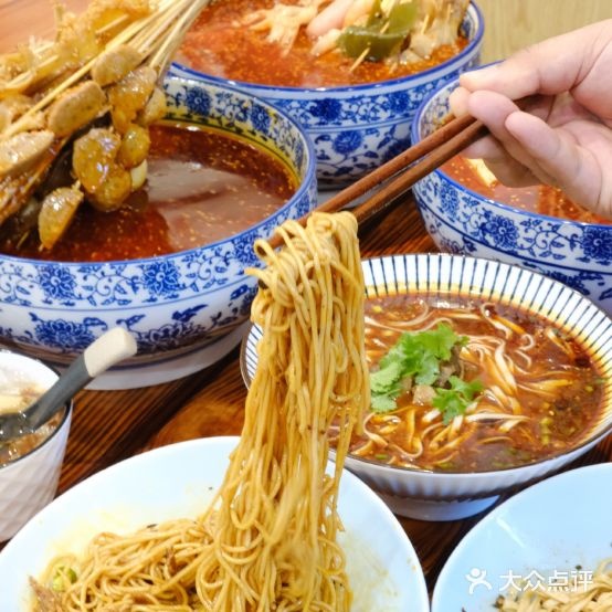 孵都成帕莎姐疤小吃(禾祥西店)