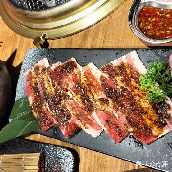 烧轰轰·沉浸式烤肉(桐梓店)