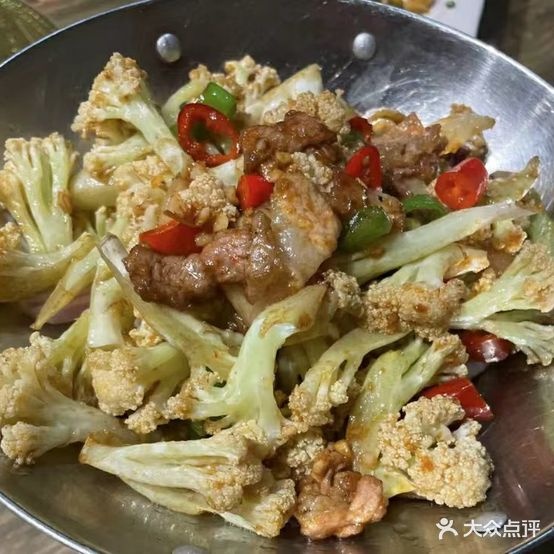 舞夜蓝美食街