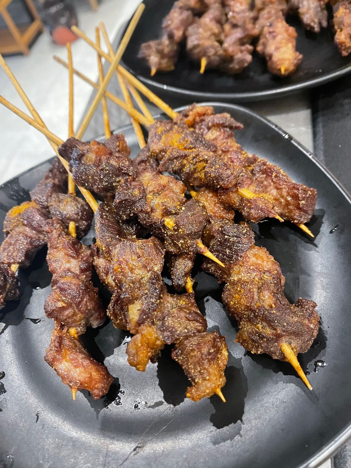 牛够鲜胶己人潮汕牛肉火锅