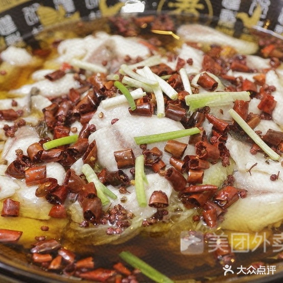 老胡穿菜馆