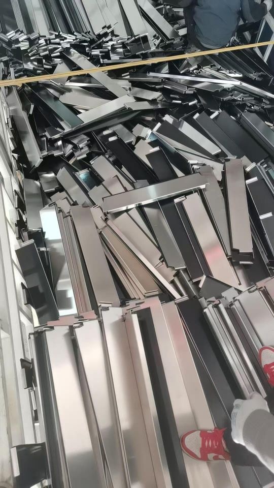 鑫墨收铁铜铝不锈钢回收站