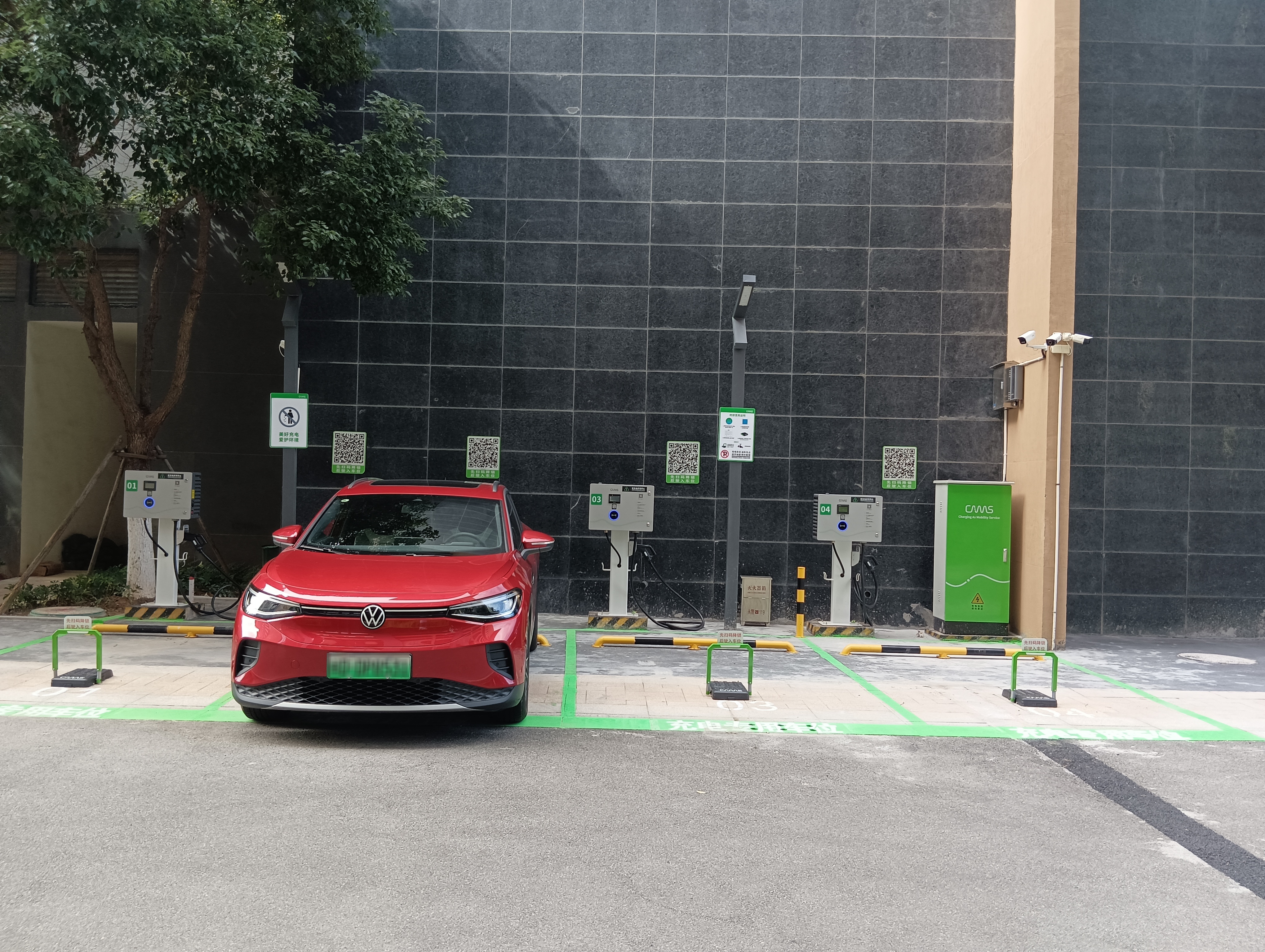 开迈斯充电站(厦门市同安区万丽酒店地上直流站)