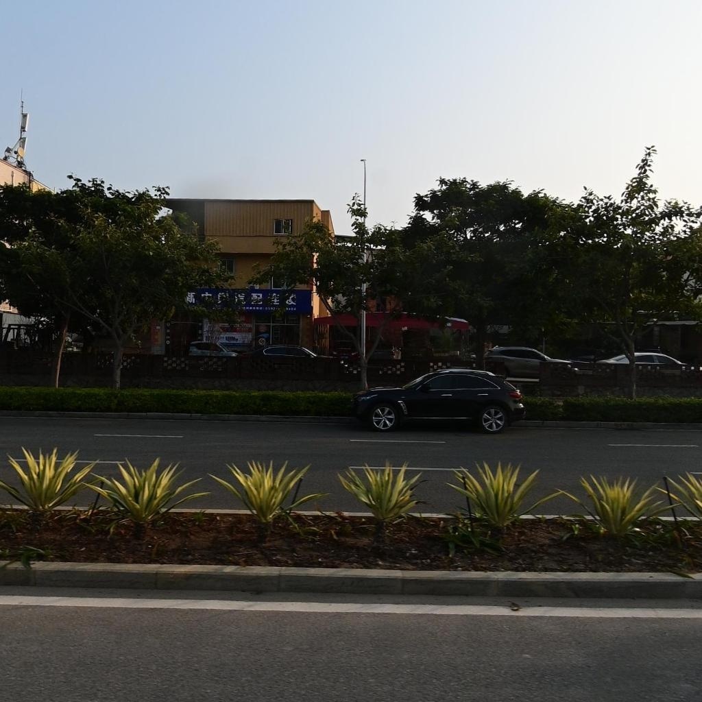 新中集汽配连锁