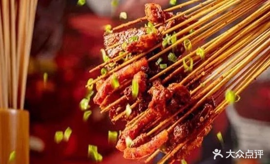 今三月串串香。