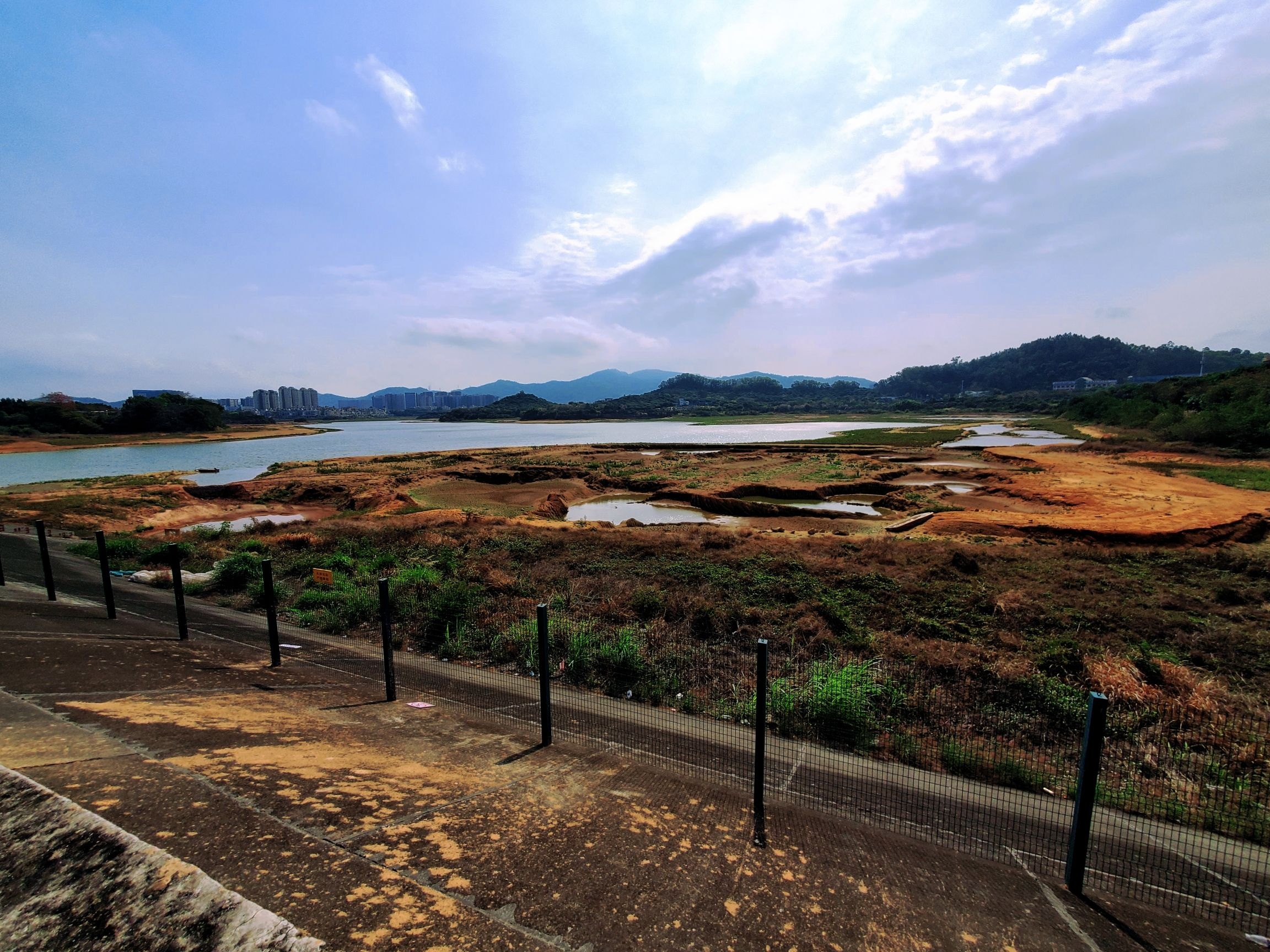 立新湖公园