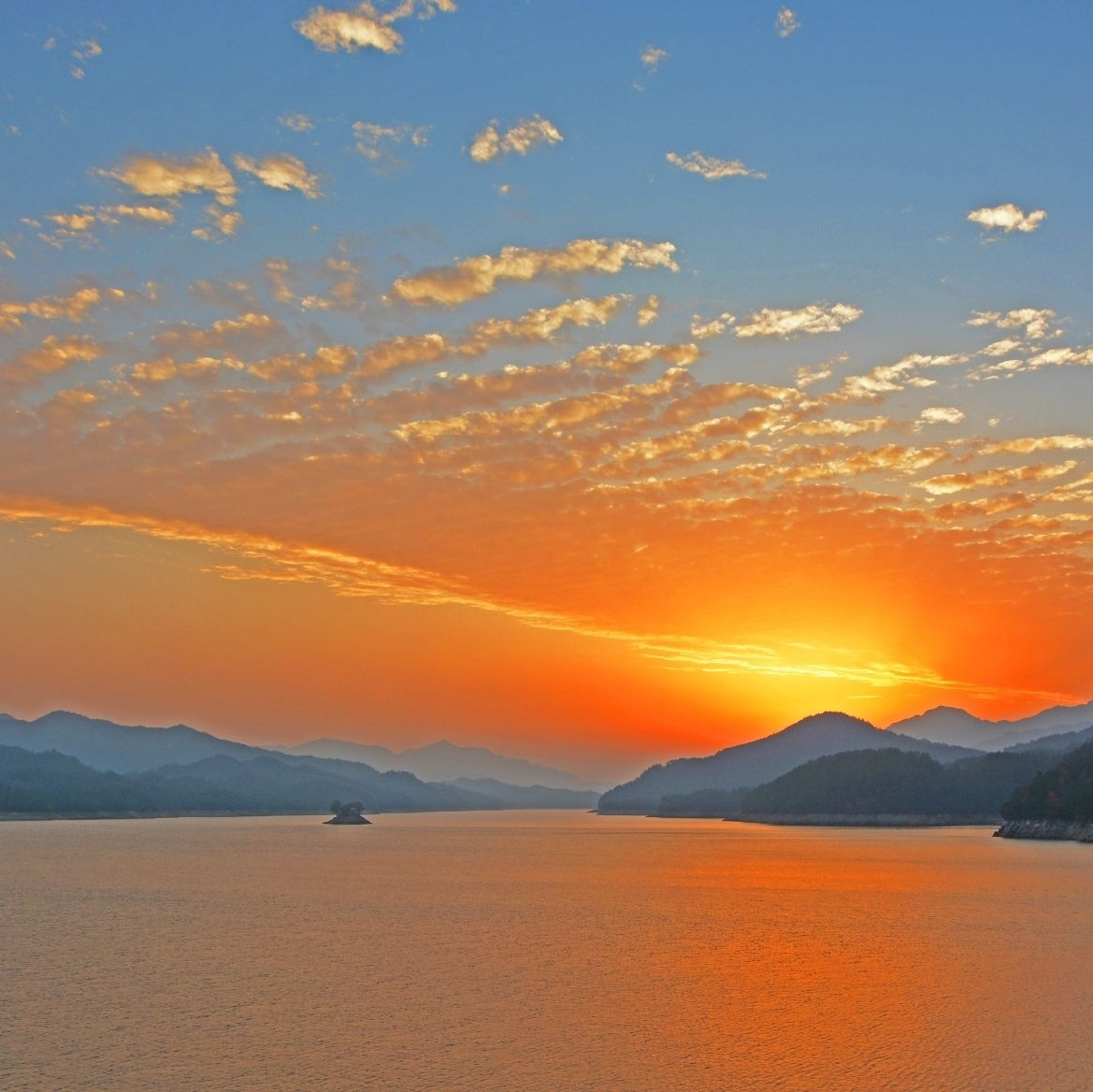 天堂湖风景区