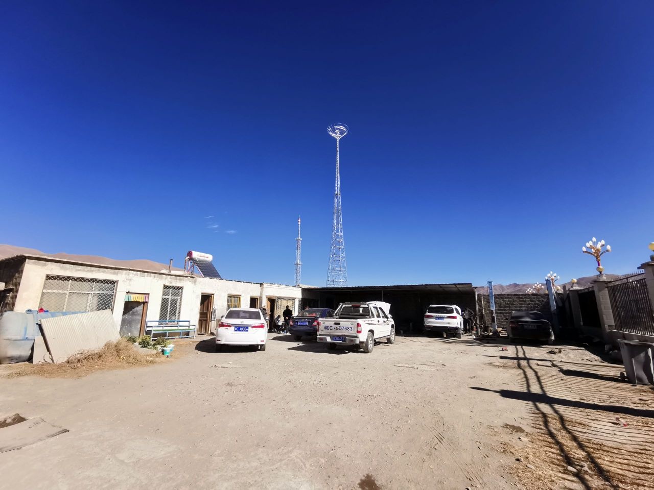 隆子县小李汽修厂