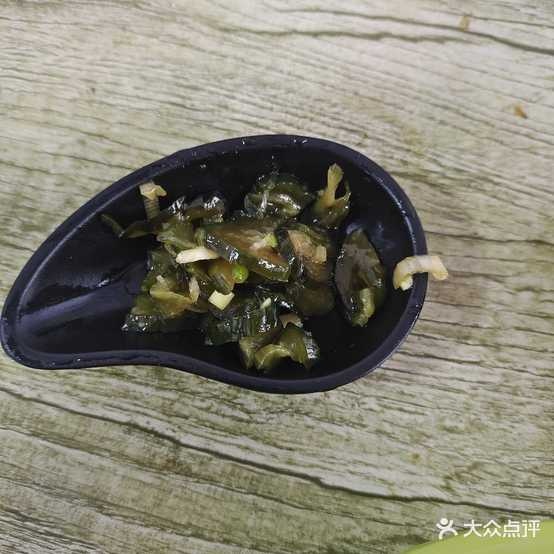刘记谭肉排骨饭(南站店)