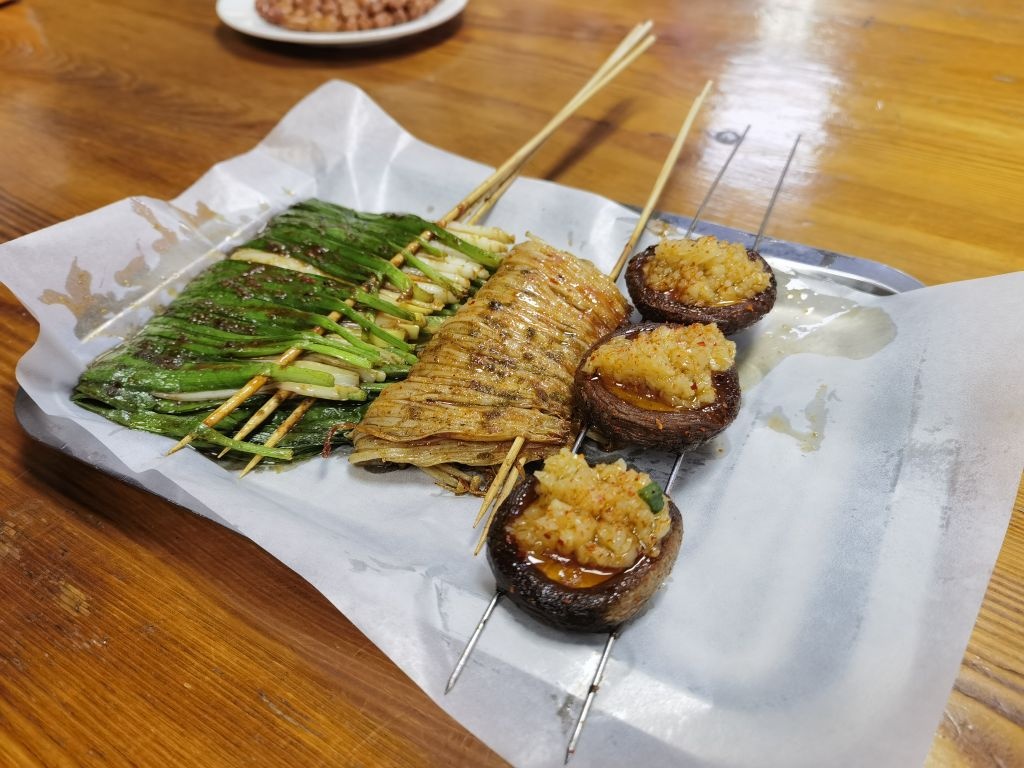 东北美味烧烤(新市场街店)