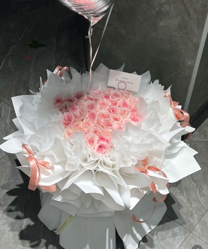 伍忆花坊(枋湖梧桐新城店)