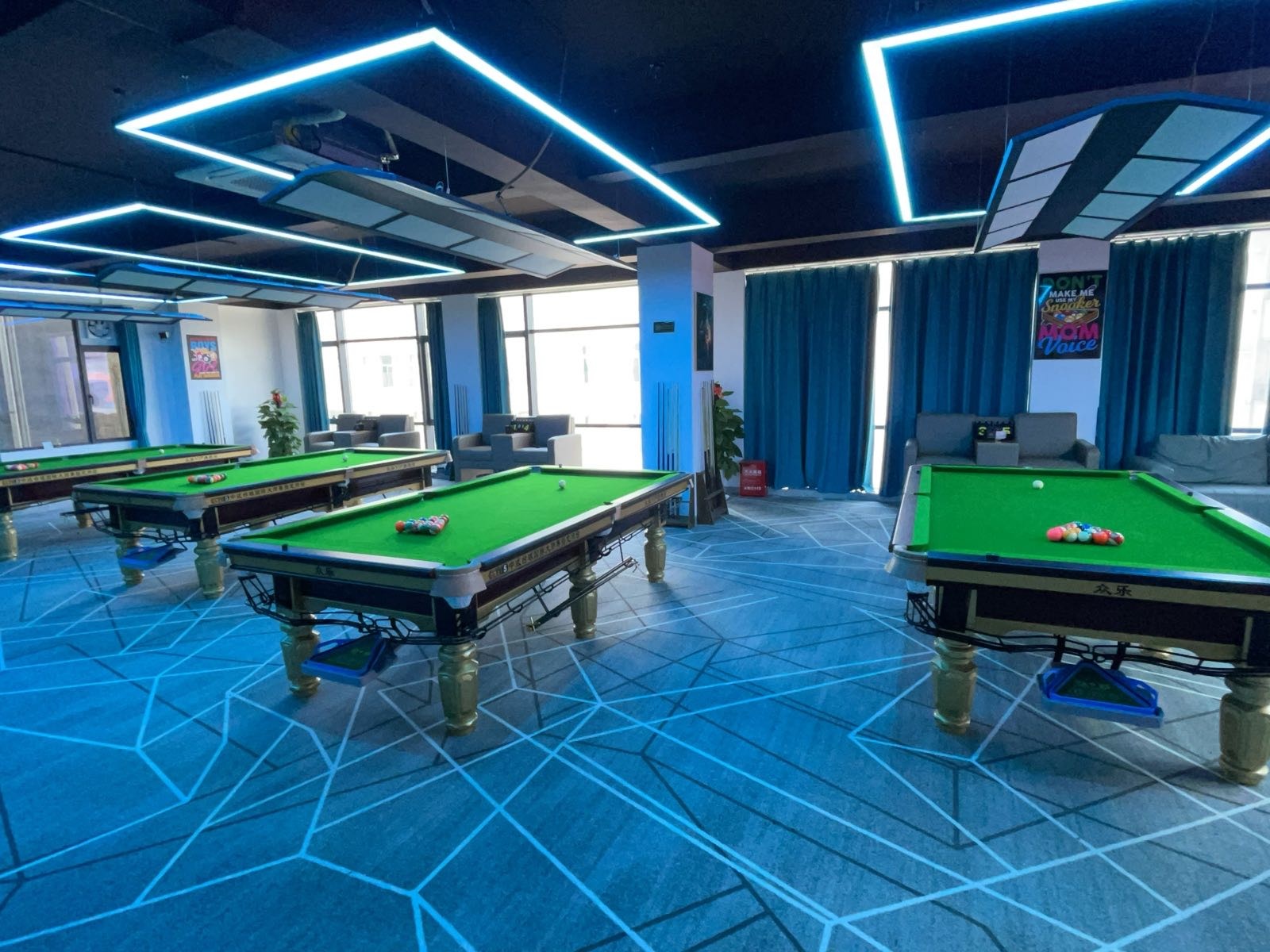 众乐台球